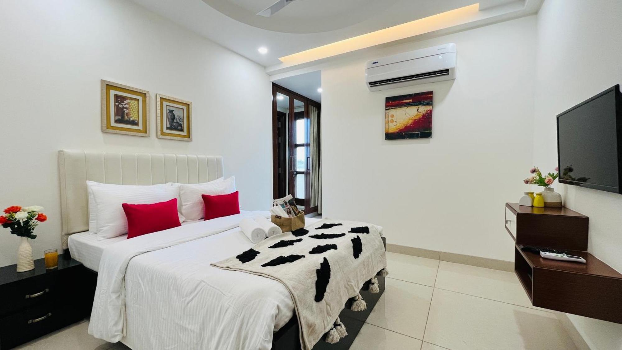 Olive Service Apartments - Golf Course Road Gurgaon Room photo
